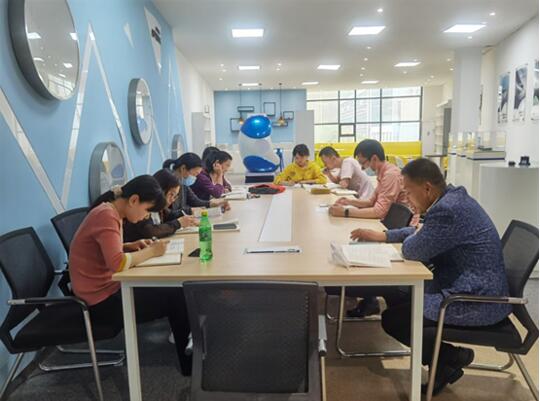 新能源汽车教研室开展集体备课